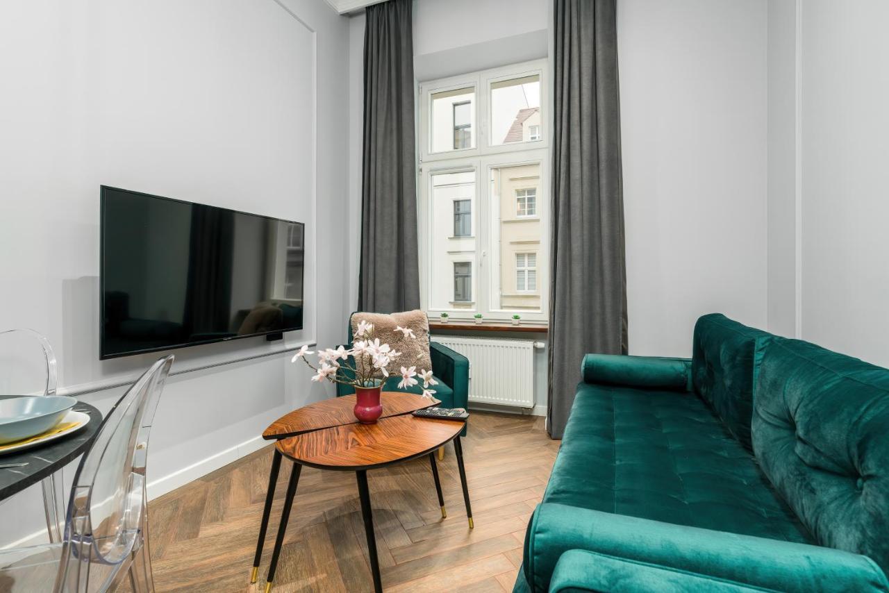 Central Apartments Garbary By Noclegi Renters Poznań Exterior foto